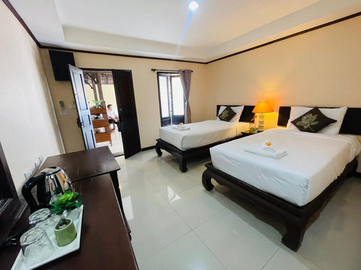 Na Thapae Chiangmai Hotel Chiang Mai Zewnętrze zdjęcie