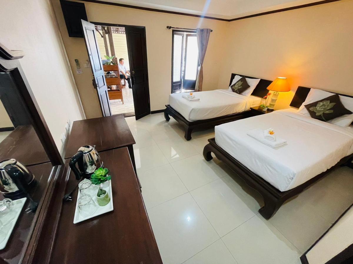 Na Thapae Chiangmai Hotel Chiang Mai Zewnętrze zdjęcie