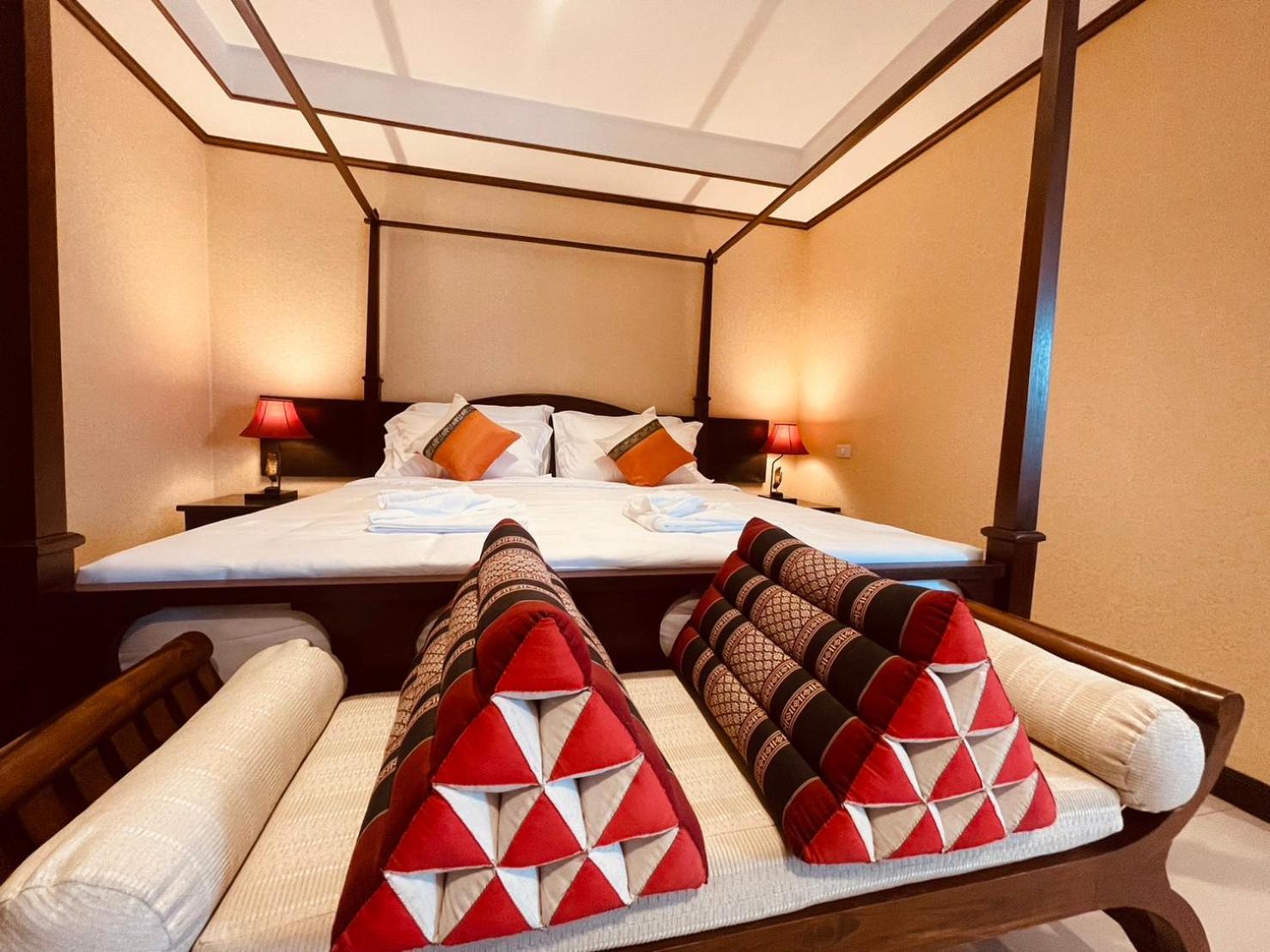 Na Thapae Chiangmai Hotel Chiang Mai Zewnętrze zdjęcie