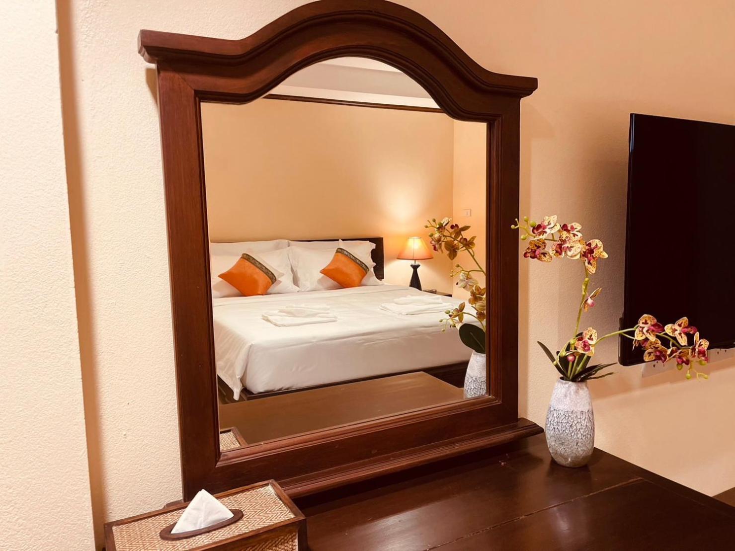 Na Thapae Chiangmai Hotel Chiang Mai Zewnętrze zdjęcie