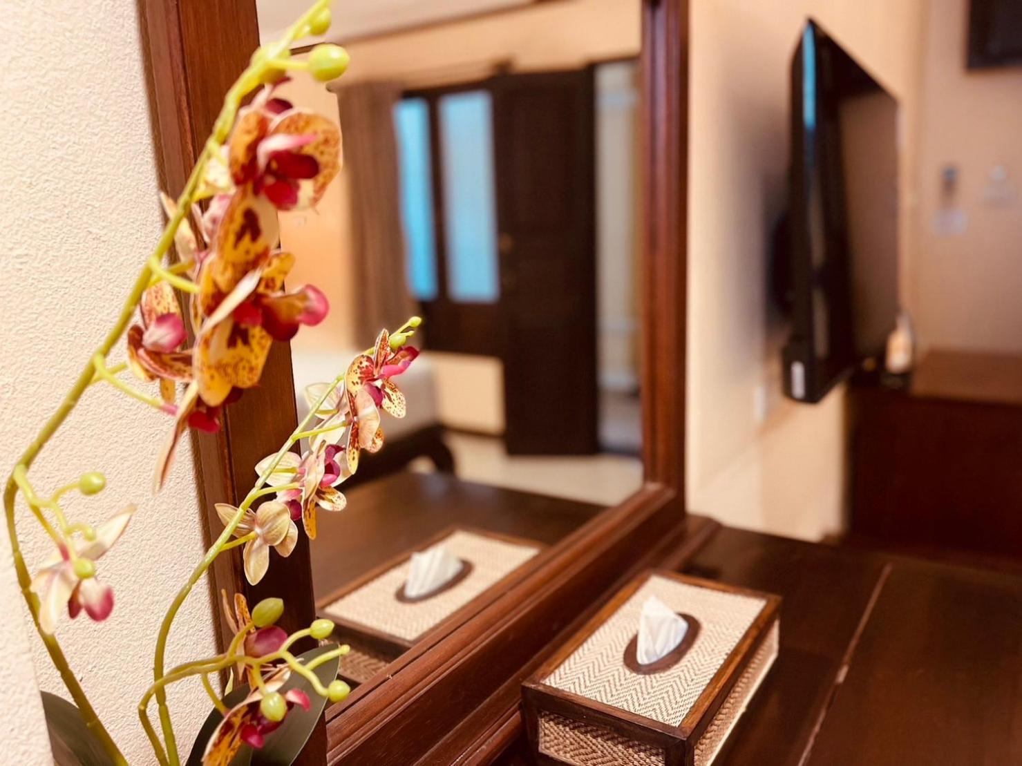 Na Thapae Chiangmai Hotel Chiang Mai Zewnętrze zdjęcie
